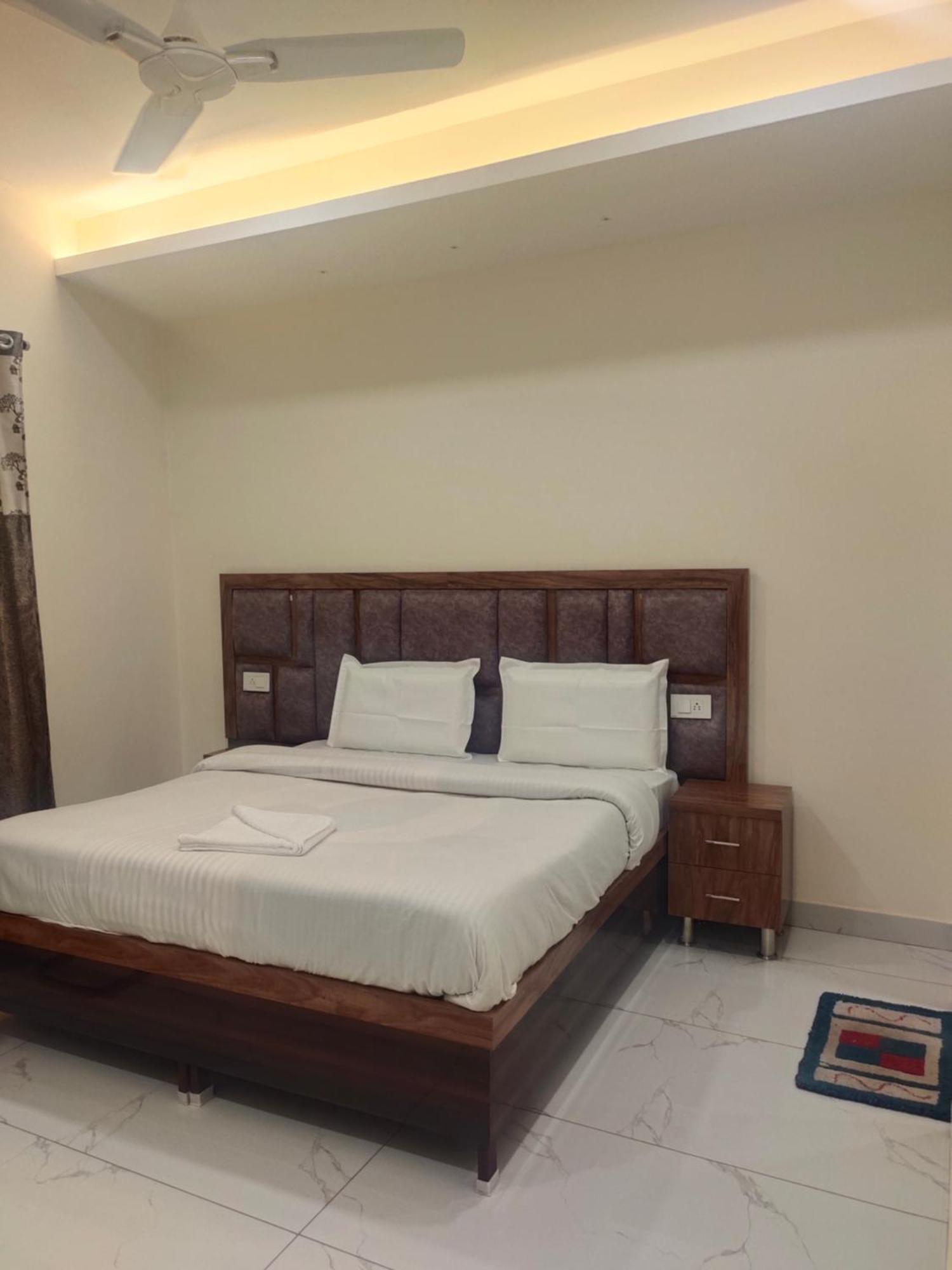 Hotel G-3 Jalandhar Ngoại thất bức ảnh
